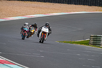 enduro-digital-images;event-digital-images;eventdigitalimages;mallory-park;mallory-park-photographs;mallory-park-trackday;mallory-park-trackday-photographs;no-limits-trackdays;peter-wileman-photography;racing-digital-images;trackday-digital-images;trackday-photos